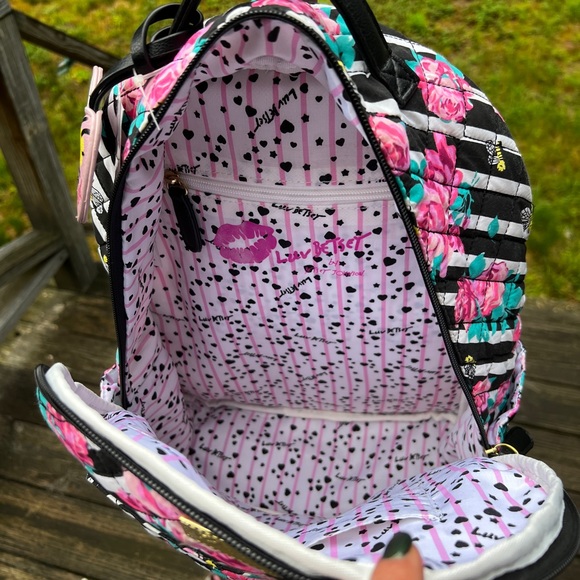 Betsey Johnson Quilted Roses Bees Backpack - Picture 7 of 11